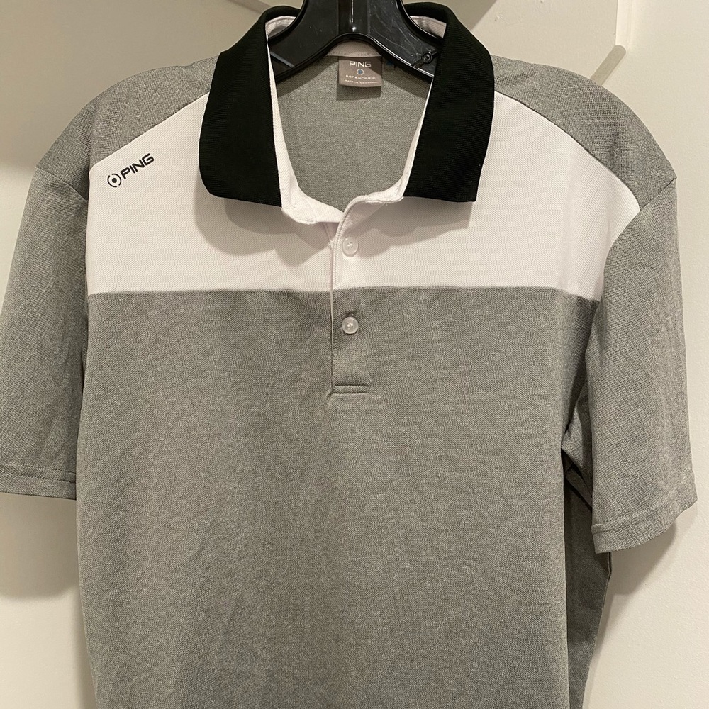 Men’s PING Golf Shirt Size Medium Great Condition